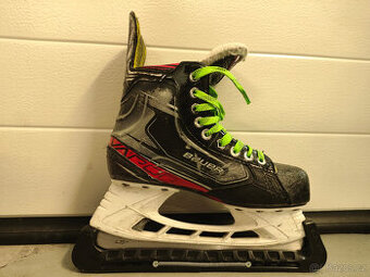 Hokejové brusle Bauer Vapor X2.9 EU 39 – dobrý stav