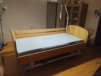 Elektrická polohovací postel