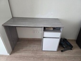 Psací stůl 120x50 cm, skoro nový