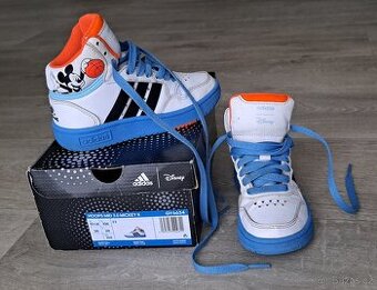 Adidas vel.28