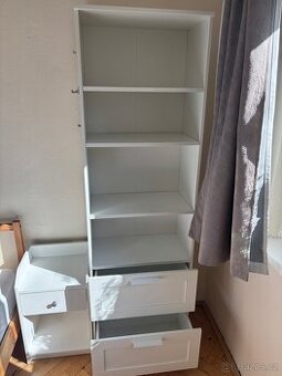 IKEA Brimnes - knihovna