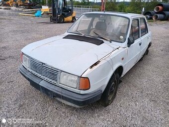 Škoda 120L