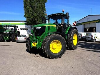 traktor John Deere 6R 230