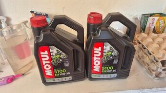 Motorový olej MOTUL 5100 10w-30 4L
