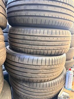 Toyo 235/50 R20
