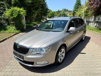 Škoda Superb Combi II 2.0 TDI 125KW DSG Elegance