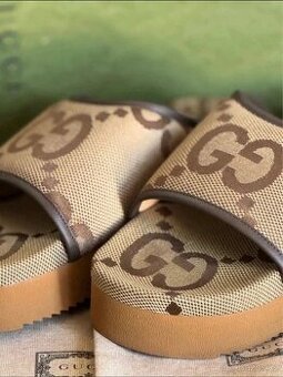 Pantofle Gucci