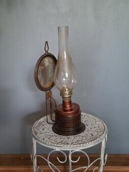 Prodám starou petrolejovou lampu