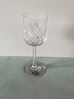 Broušená sklenička Bohemia Crystal – nová v krabičce
