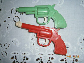 retro pistolky igra