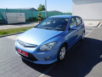 Hyundai i30 1.4i 16V Trikolor, 80 kW, Klima, ČR