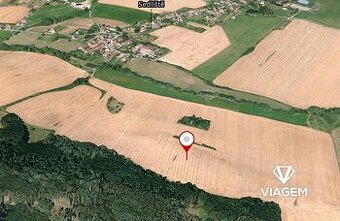 Pole 7 553 m²