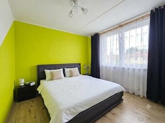 Pronájem bytu OV 2+1 s balkonem a výtahem