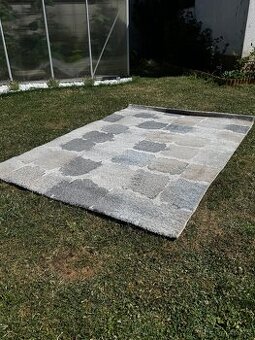 Koberec 1,90x1,35m a Koberec 2x1,4
