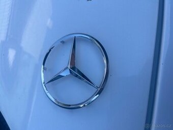 Znak - mercedes