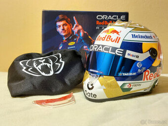 Max Verstappen 2025 Red Bull VC Brazilie F1 helma 1:2