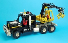 LEGO 8668 sestavené a desky malé a velké - 1