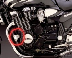 Yamaha XJR 1300 drzak motora - padaci protektor