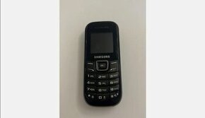 Prodám telefon Samsung GT-E1200