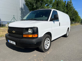 Chevrolet Express 4x4, rok 2013, 5.3 V8, 5 míst, 1.majitel
