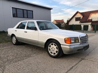 Mercedes Benz W126 260SE