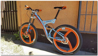 Horské kolo Votec C9 Light Porsche Gulf, DH, Spengle Carbon,