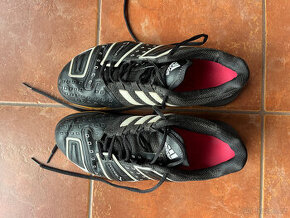 sálové boty Adidas Stabil velikost 44