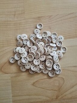 Dřevěný knoflík - kulatý s nápisem - 100 ks