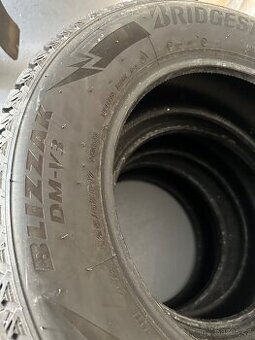 Zimní pneu 225/65/17 Bridgestone