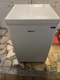 Pultový mrazák BEKO 100L