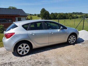OPEL Astra J