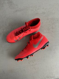 Nike kopačky Phantom VSN – vel. 40,5 – dobrý stav