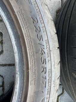 Dunlop Sport BlueResponse 225/45 R17 94W