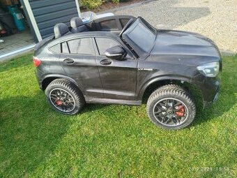 Elektrické autíčko Mercedes GLC 63S