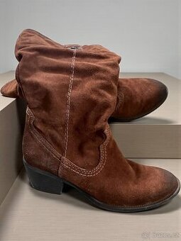 Dámské zimní boty, kozačky