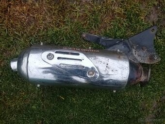 Výfuk - skútr - katalyzátor