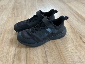 Tenisky Adidas velikost 38