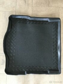 Vana do kufru Nisan X-trail