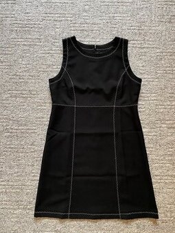 Nové dámské pouzdrové šaty Six Friends - 1