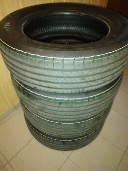 letní pneu Goodeyar 215/60 R17