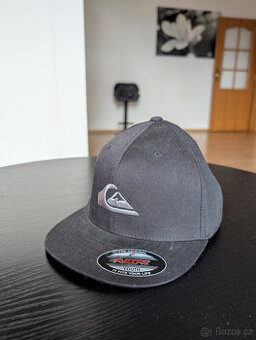 Kšiltovka Quiksilver Flexfit