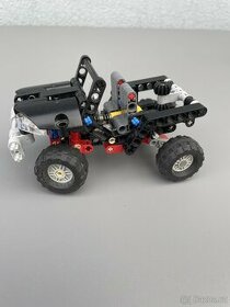 LEGO Technic - černé terénní vozidlo - 1