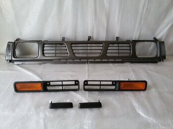 NISSAN PICKUP D21 – Maska, Světla, Blikače, .. - 1