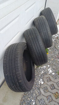 Dunlop 235/55 r19 letní