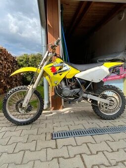 Prodám SUZUKI 85