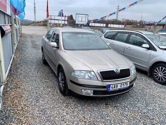 ŠKODA OCTAVIA II 1.6MPI ELEGANCE