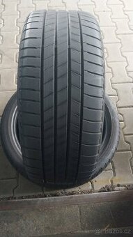 Prodám 2 x letní pneu Bridgestone 225/40/19