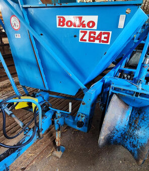 BRAMBOROVÝ KOMBAJN BOLKO,ZACHOVALY STAV,MALO POUŽIVANY