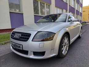 Audi TT coupé 3.2 quattro S-line V6 250 koní