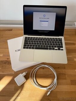 MacBook Air M1